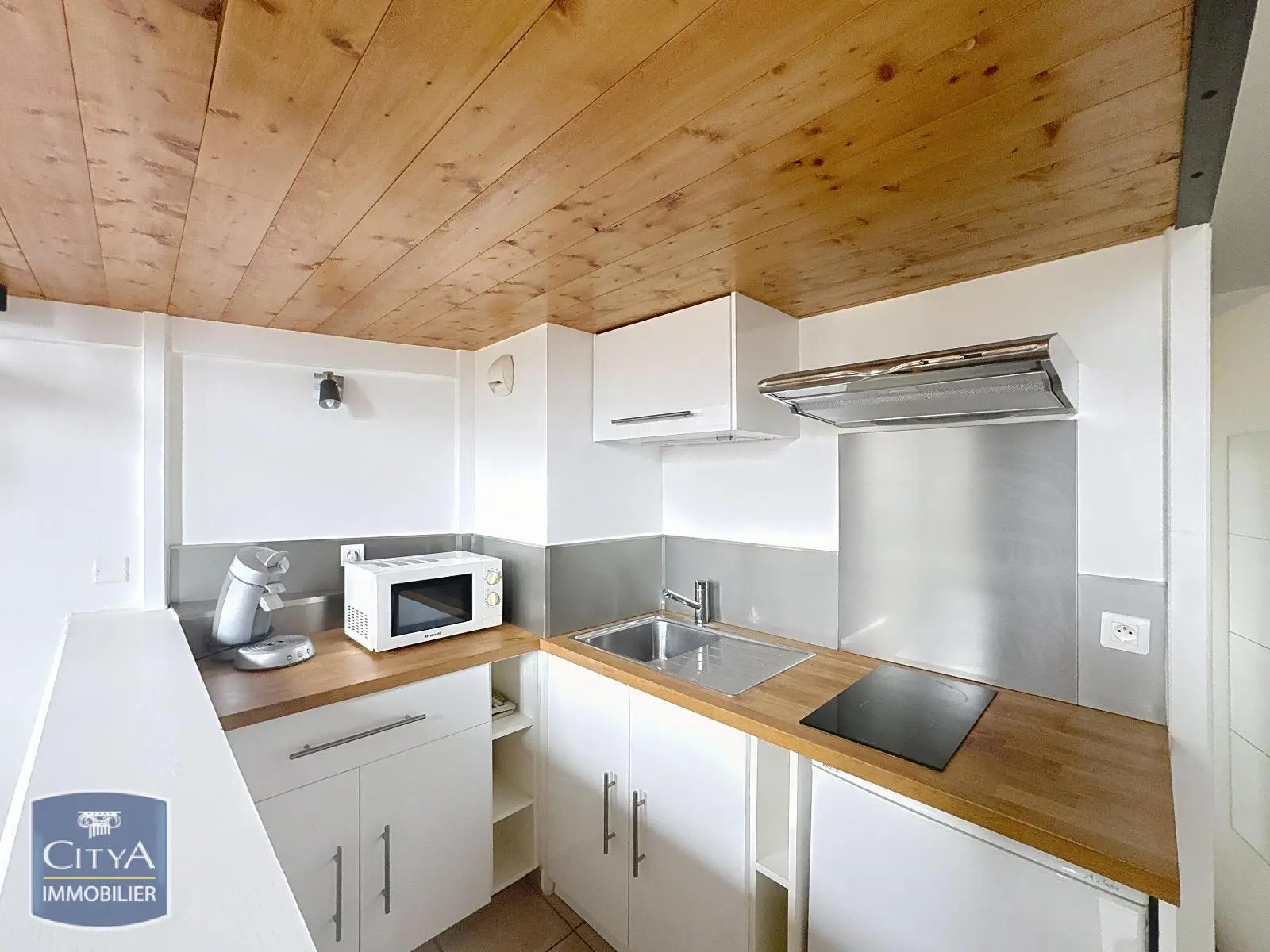 Photo 3 Appartement 1 pièce 27.34m²