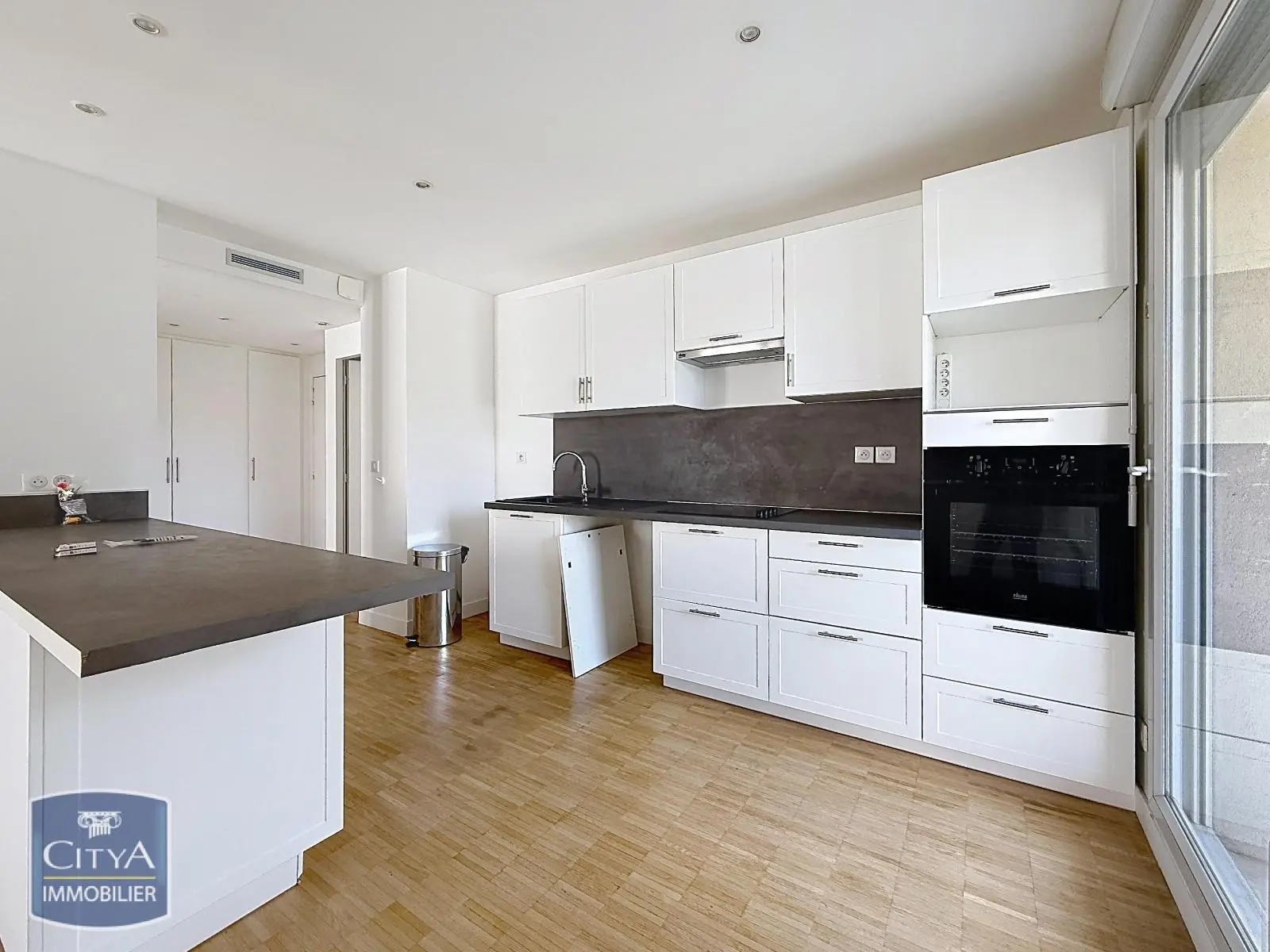 Photo 3 Appartement 5 pièces 107.9m²