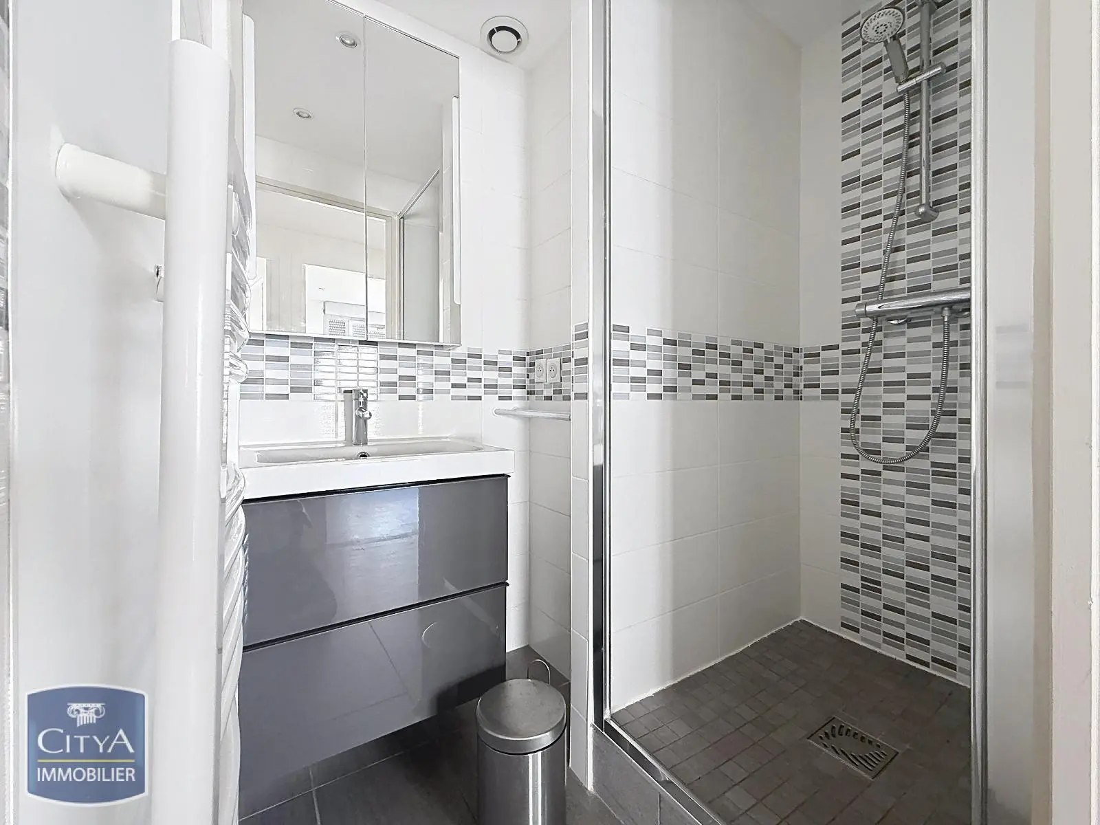 Photo 15 Appartement 5 pièces 107.9m²