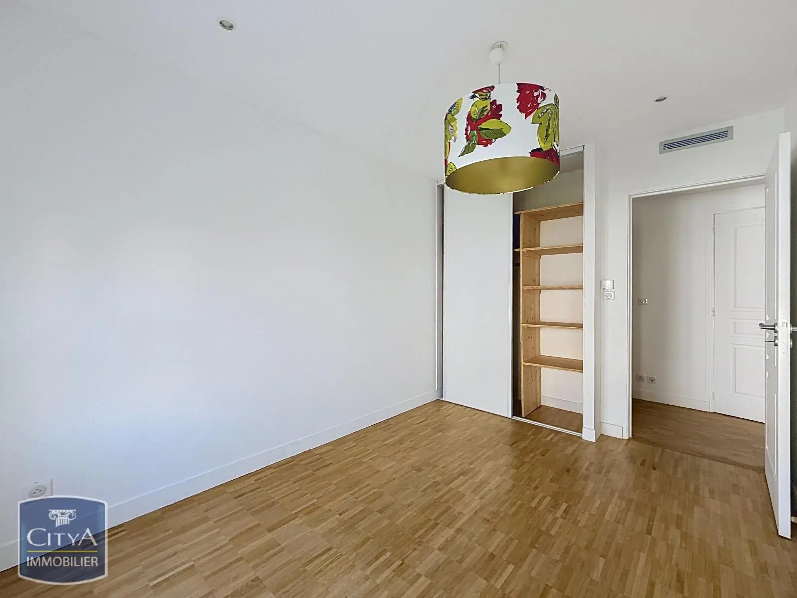 Photo 18 Appartement 5 pièces 107.9m²