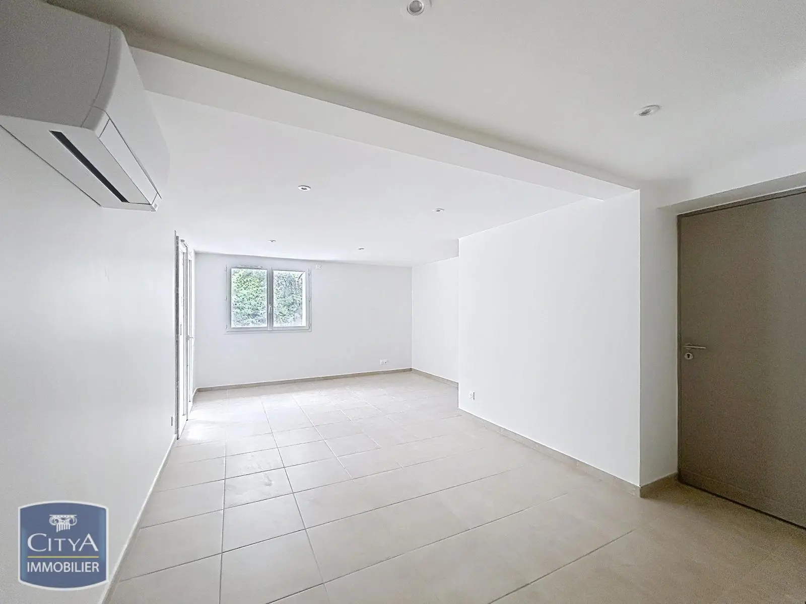 Photo 3 Appartement 2 pièces 53.21m²