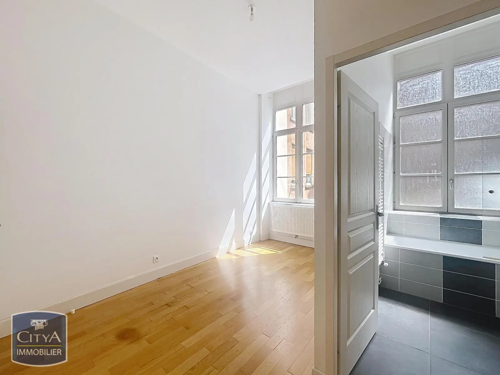 Photo 12 Appartement 4 pièces 106.18m²