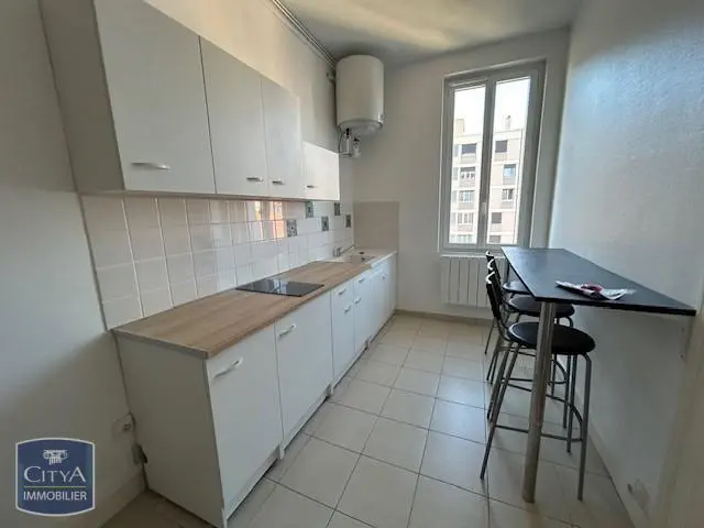 Photo 1 Appartement 1 pièce 29.39m²