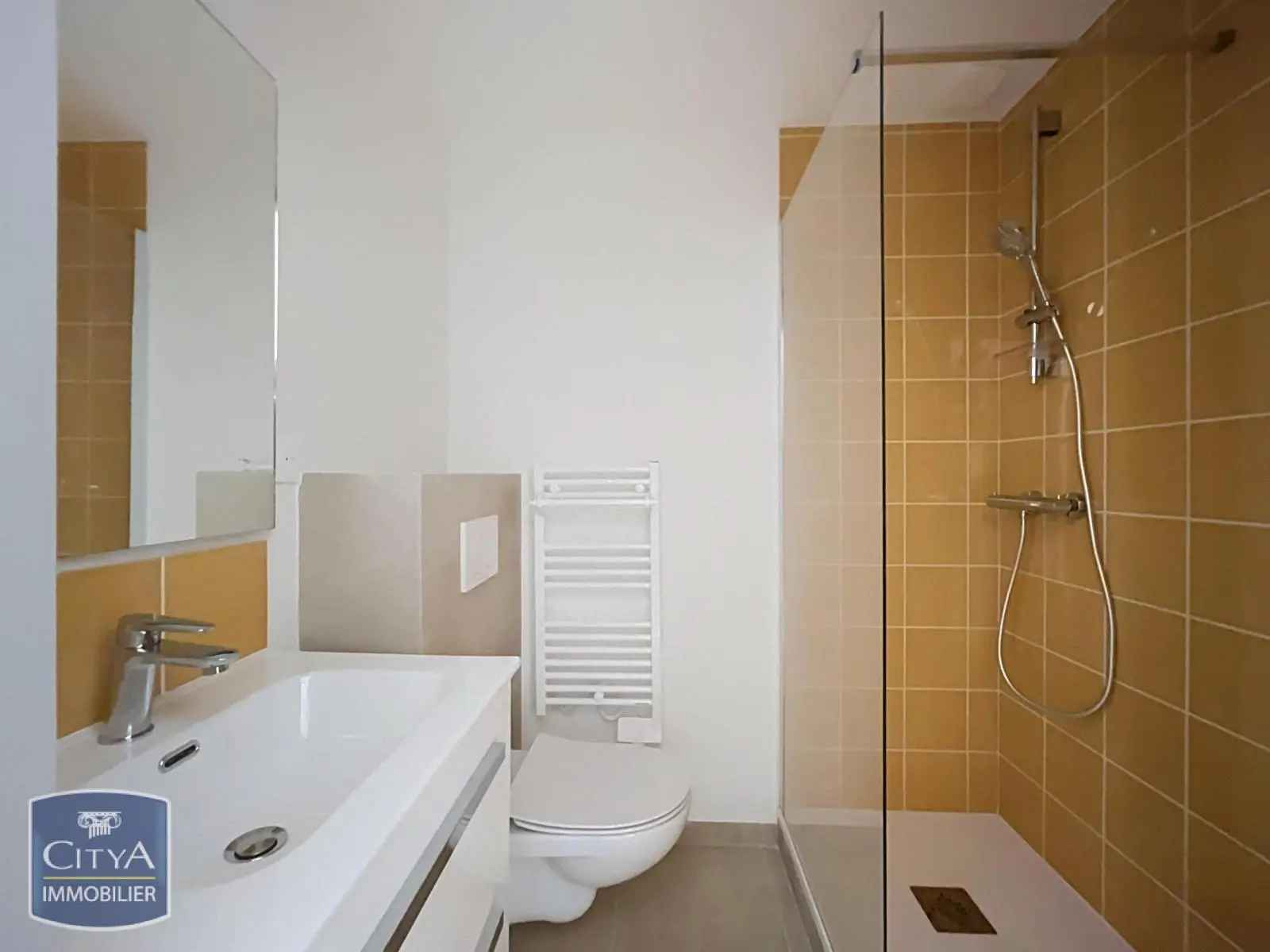 Photo 3 Appartement 1 pièce 19.81m²