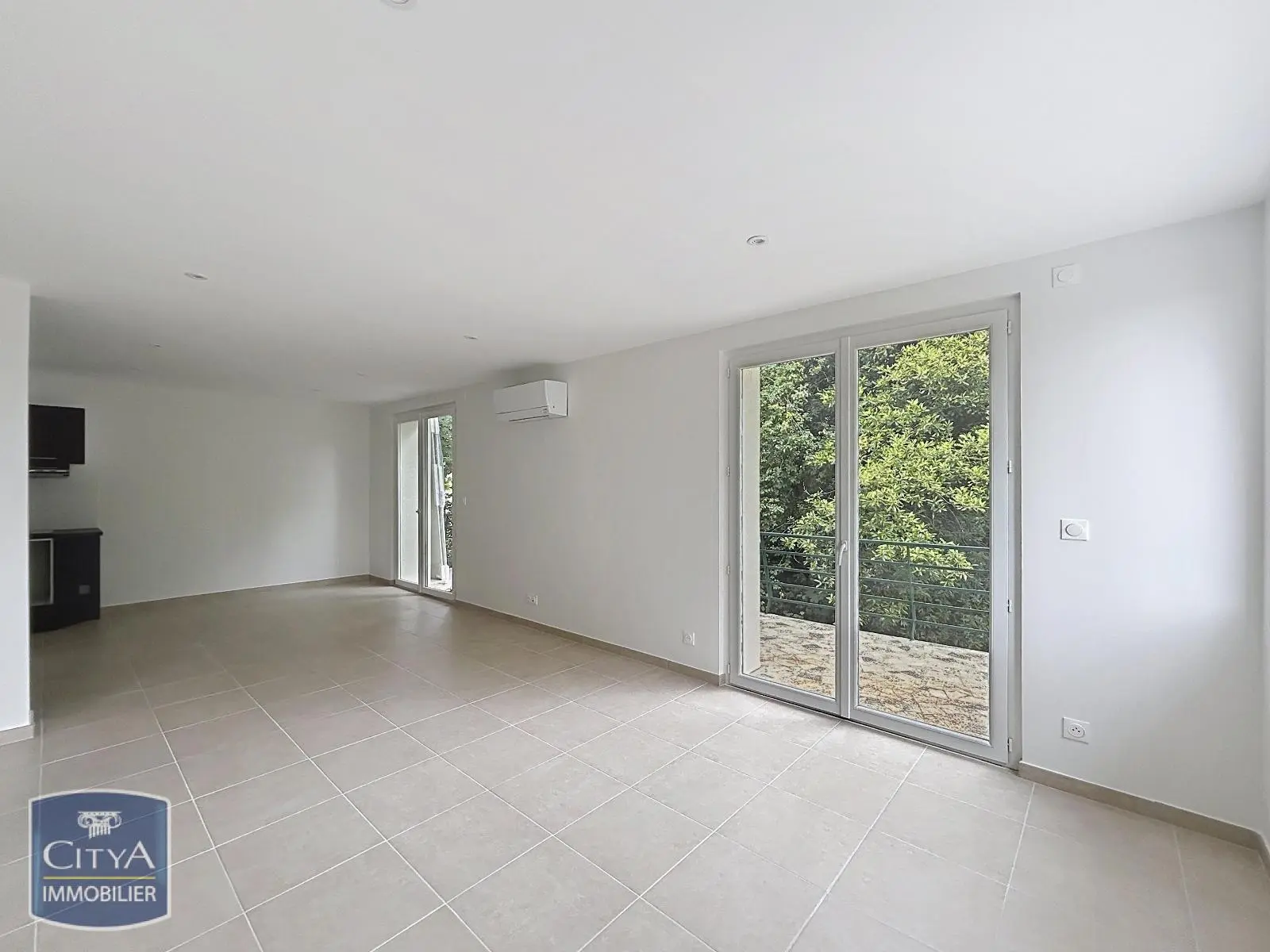 Photo 1 Appartement 2 pièces 55.06m²