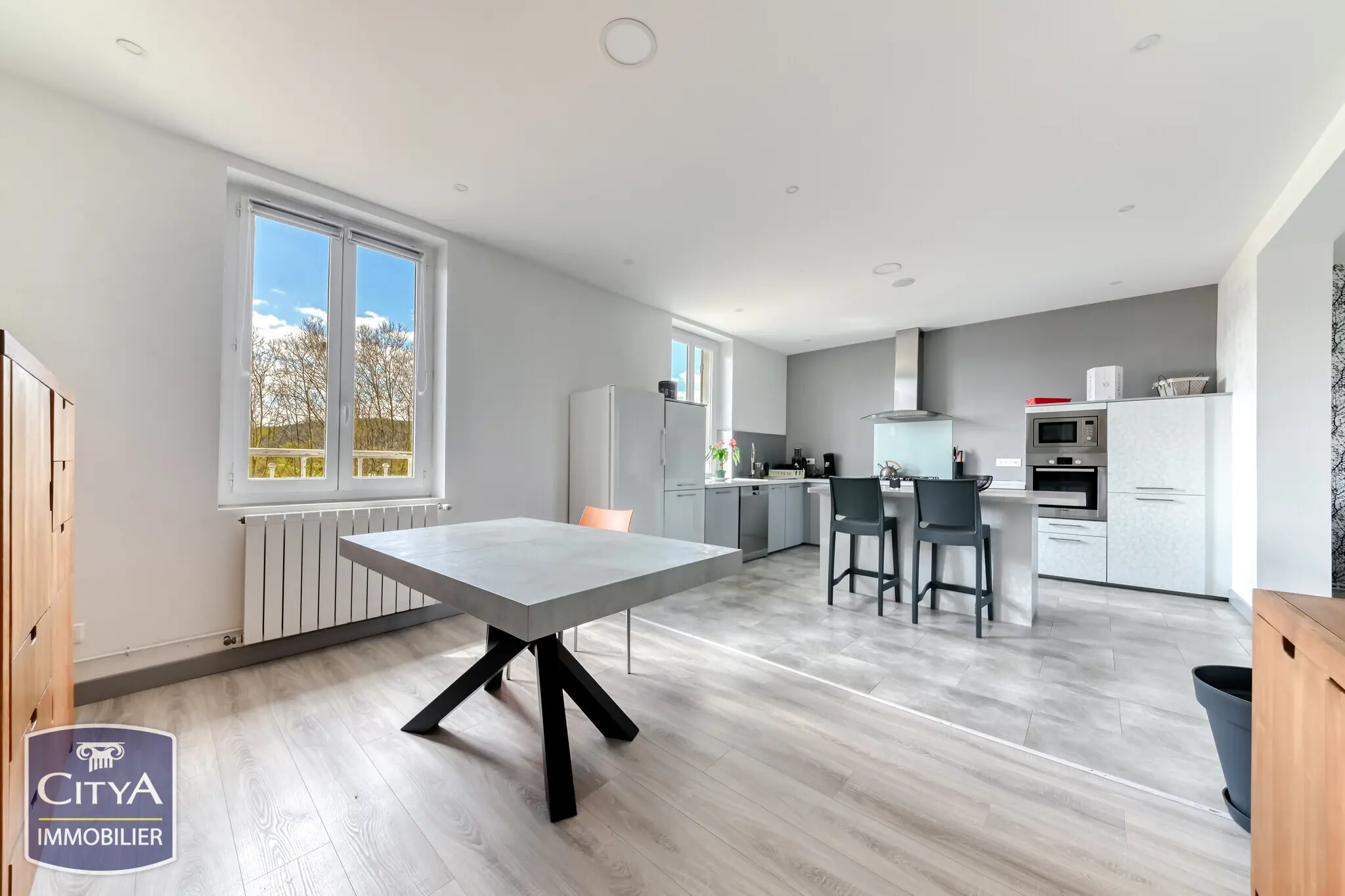 Photo 2 Appartement 5 pièces 123m²