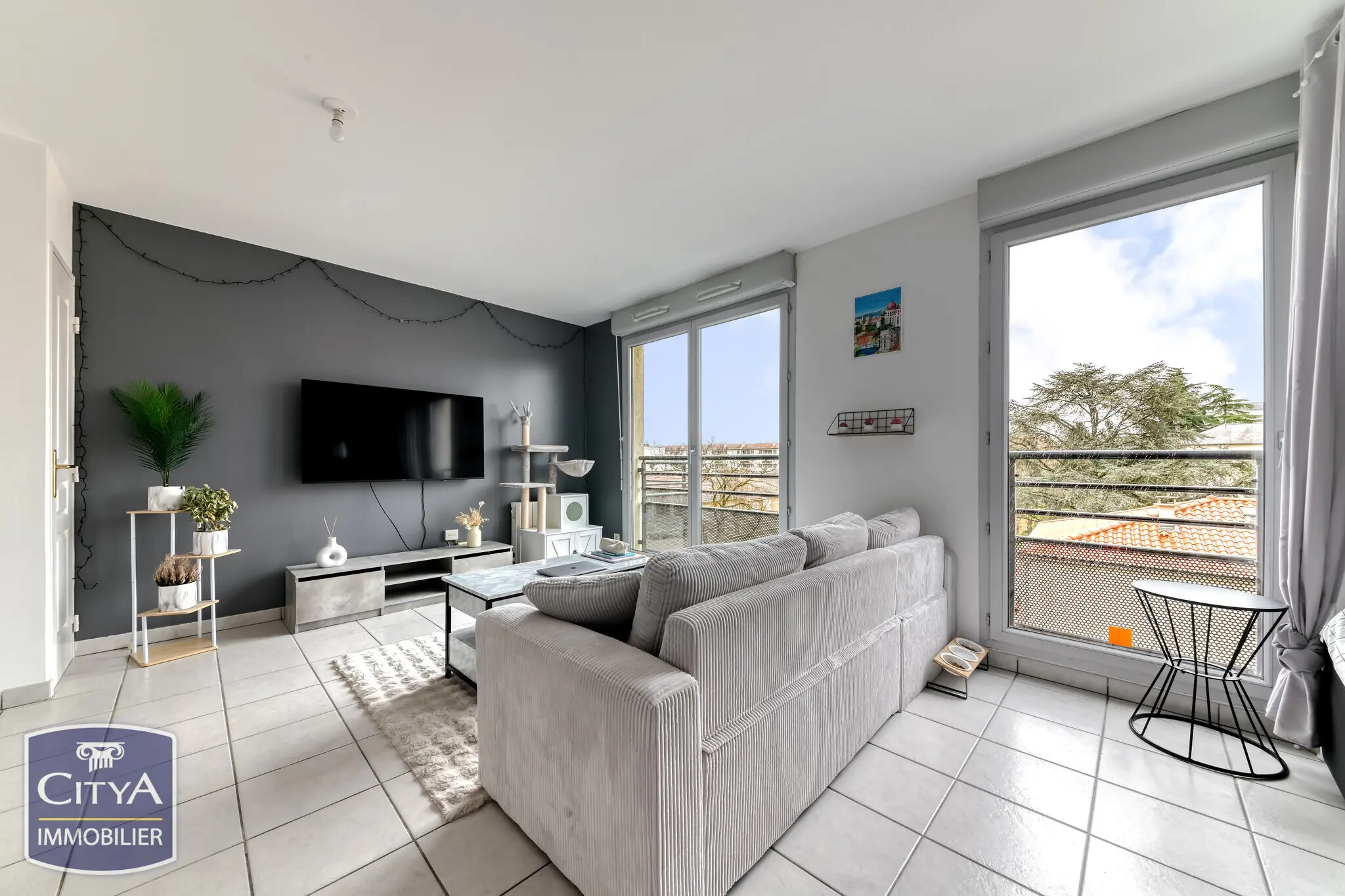 Photo 2 Appartement 1 pièce 32.53m²