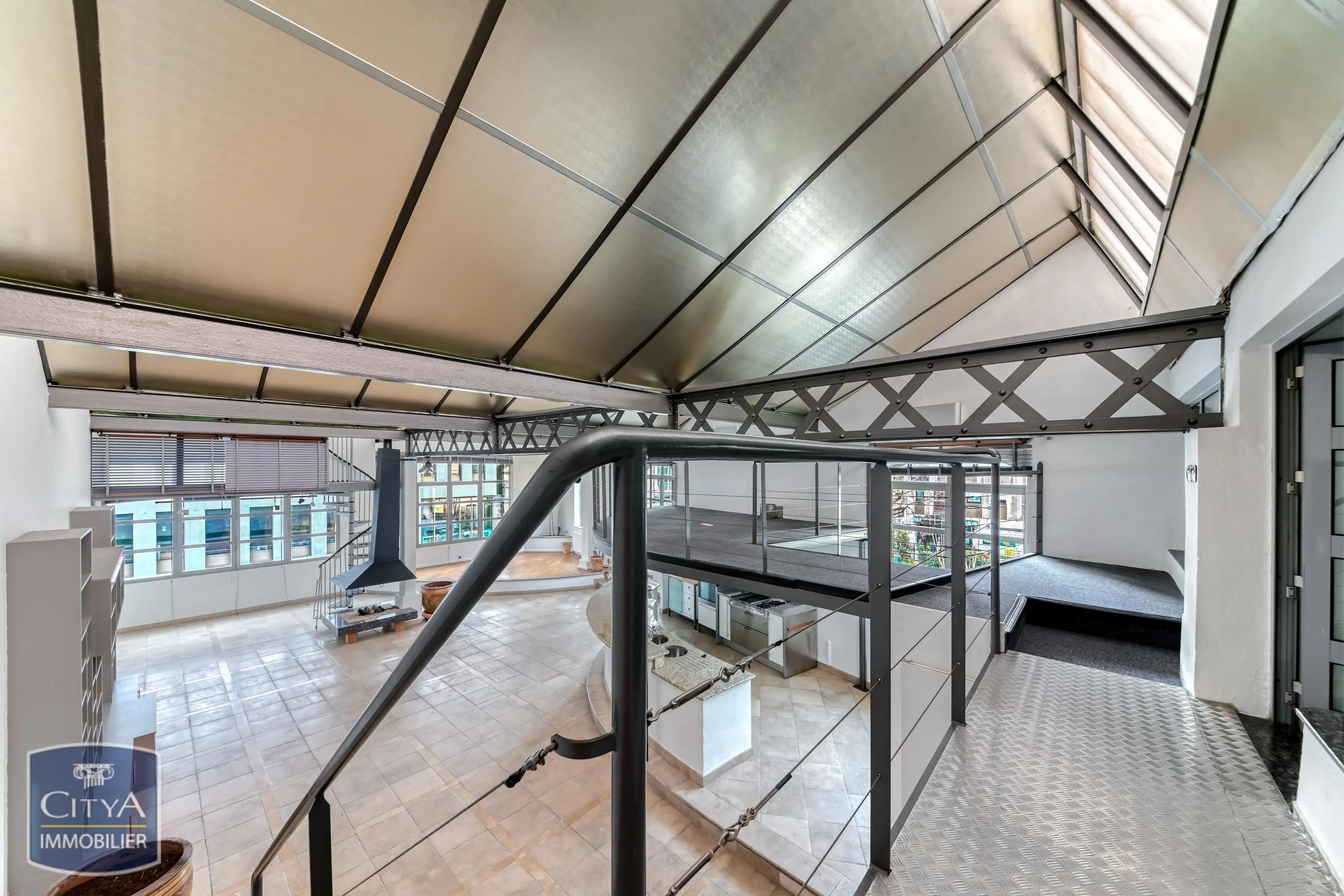 Photo 19 Appartement 5 pièces 218.74m²