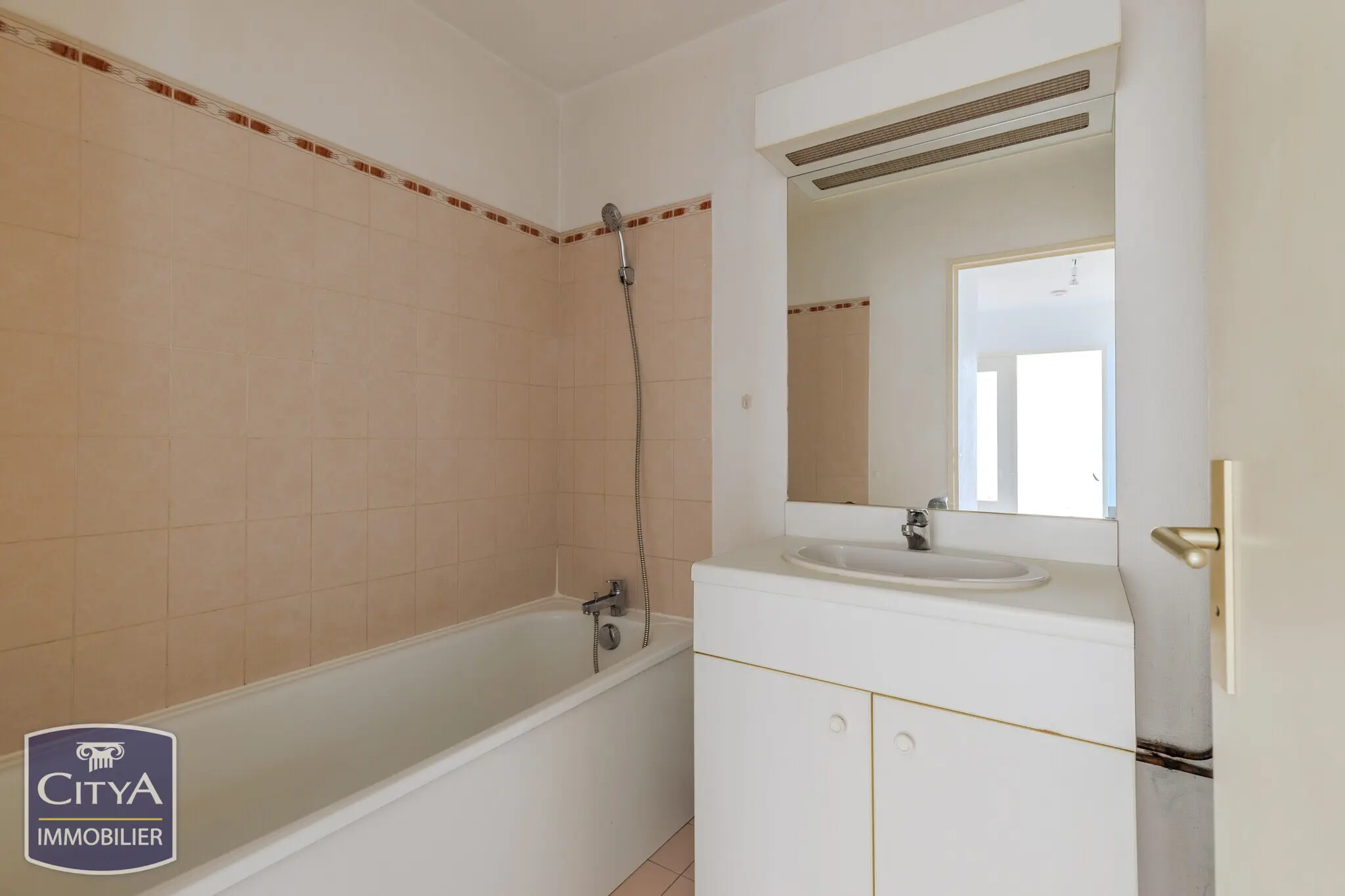 Photo 10 Appartement 2 pièces 51m²