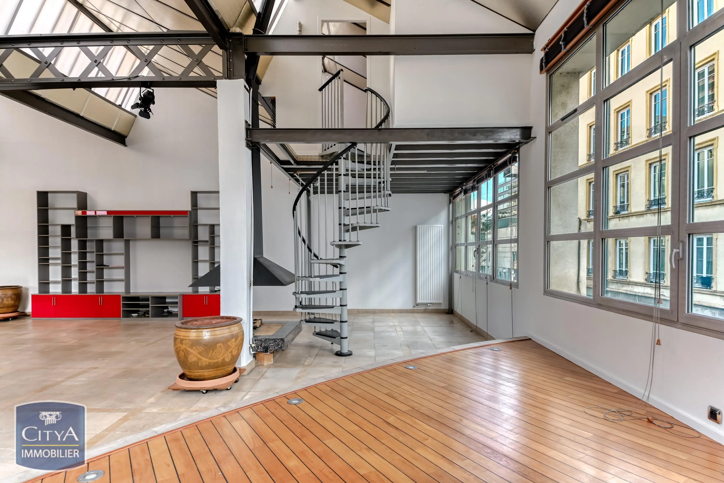 Photo 15 Appartement 5 pièces 218.74m²