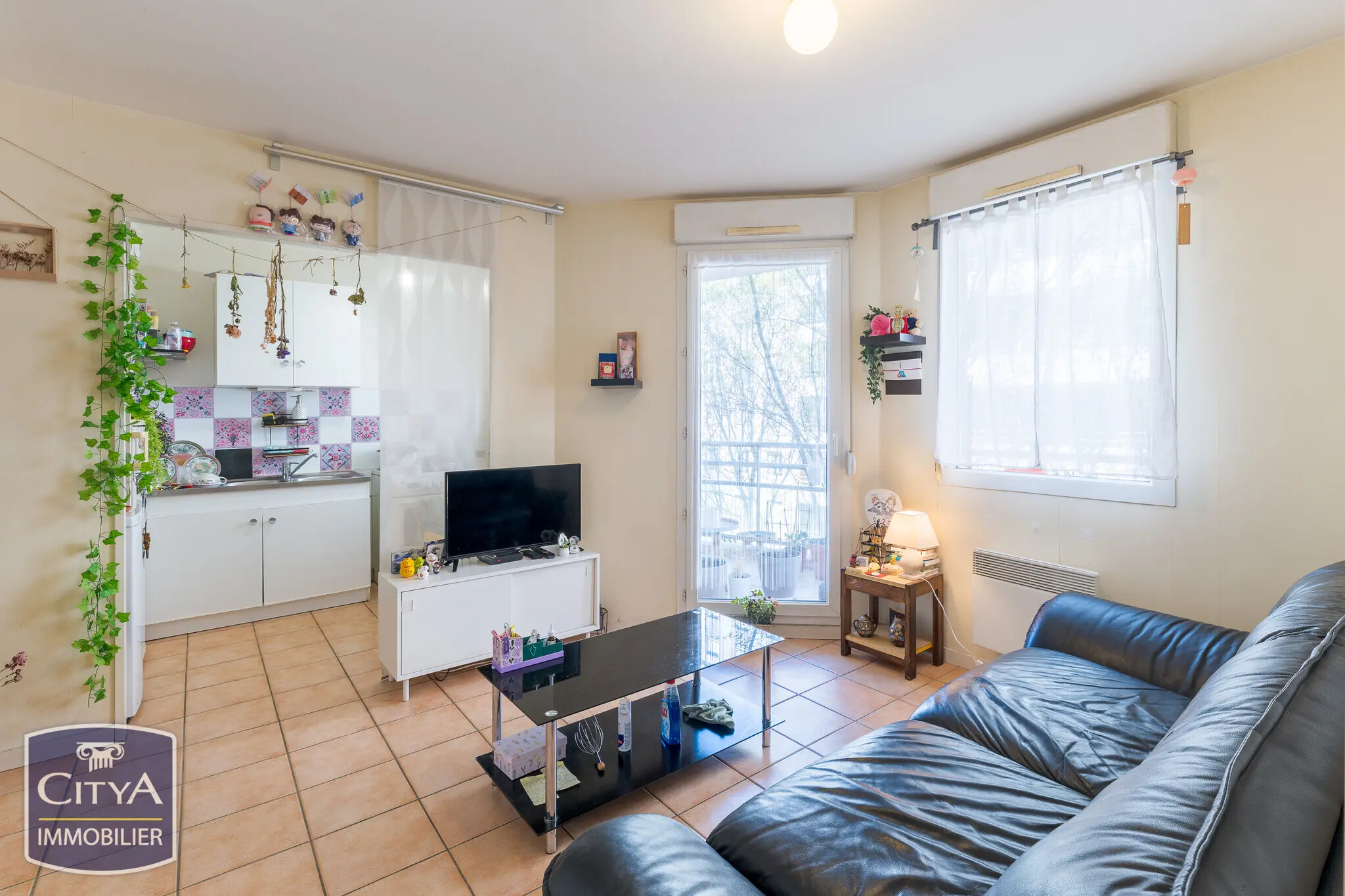 Photo 1 Appartement 1 pièce 31m²