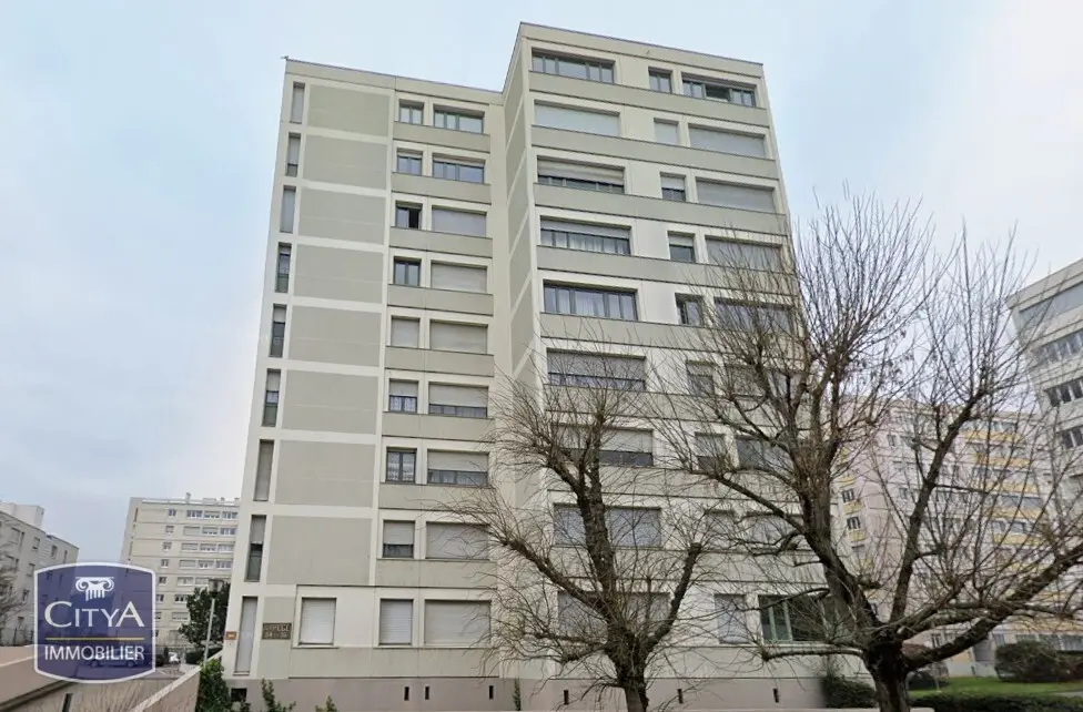 Photo 1 Appartement 1 pièce 35m²
