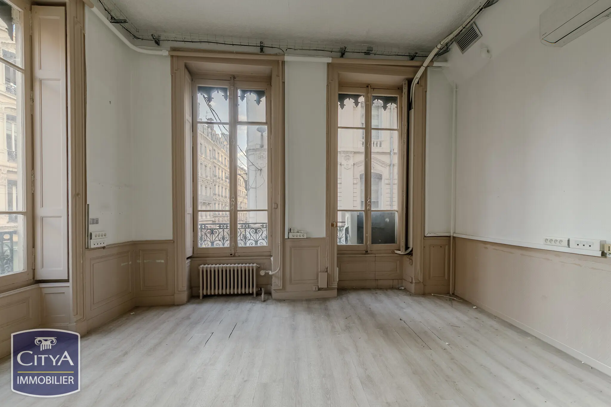 Photo 2 Appartement 5 pièces 110m²