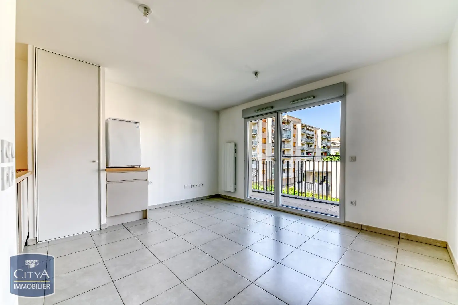 Photo 1 Appartement 1 pièce 25.7m²