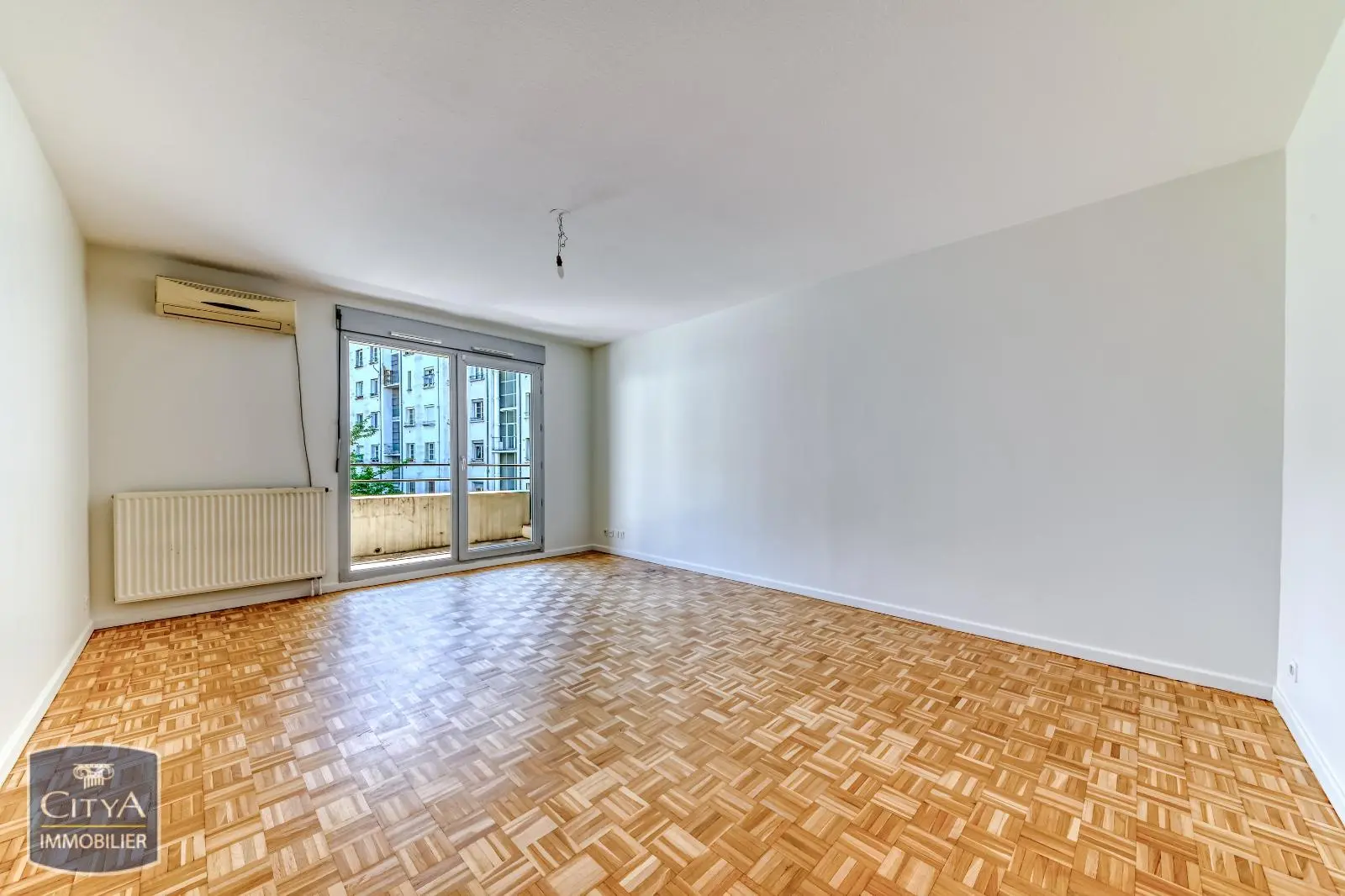 Photo 1 Appartement 2 pièces 51.77m²