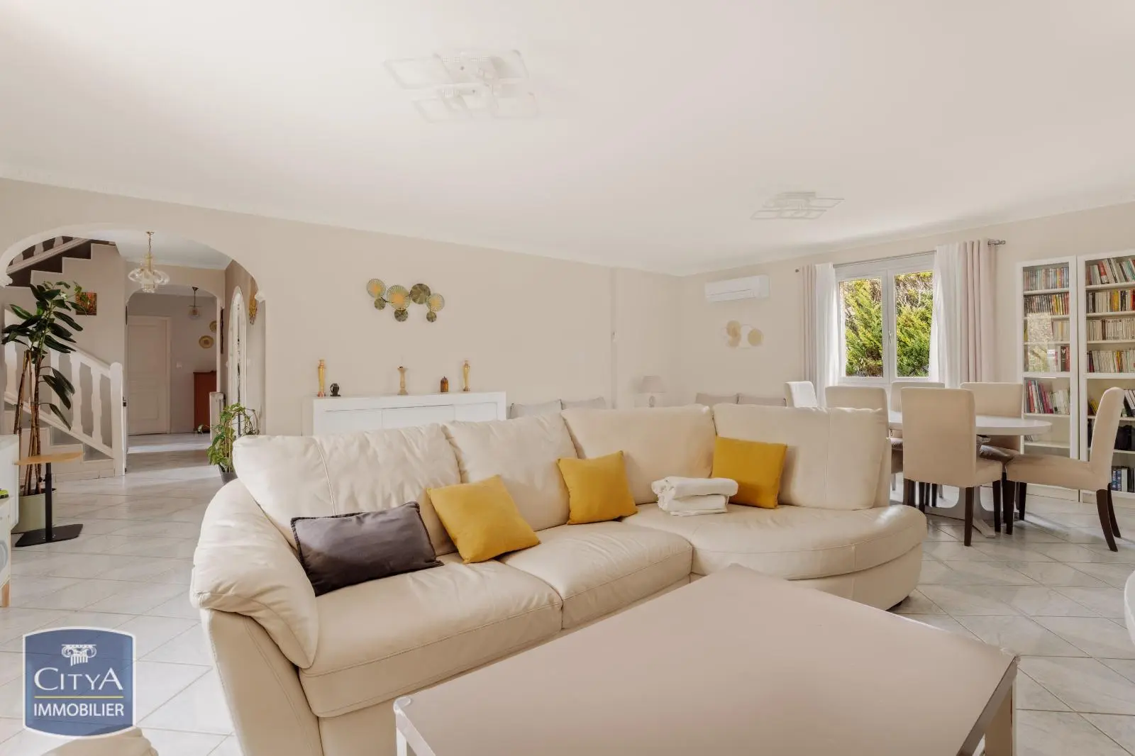 Photo 5 pour Maison 5 pièces 129m² Photo 5 Maison 5 pièces 129m²