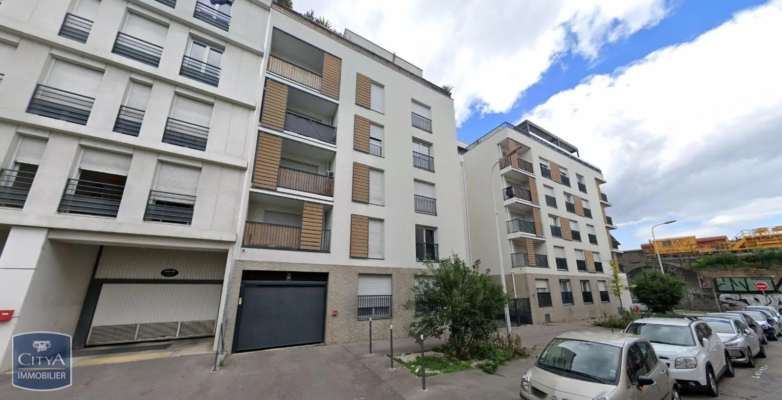 Photo 2 Parking 13m²