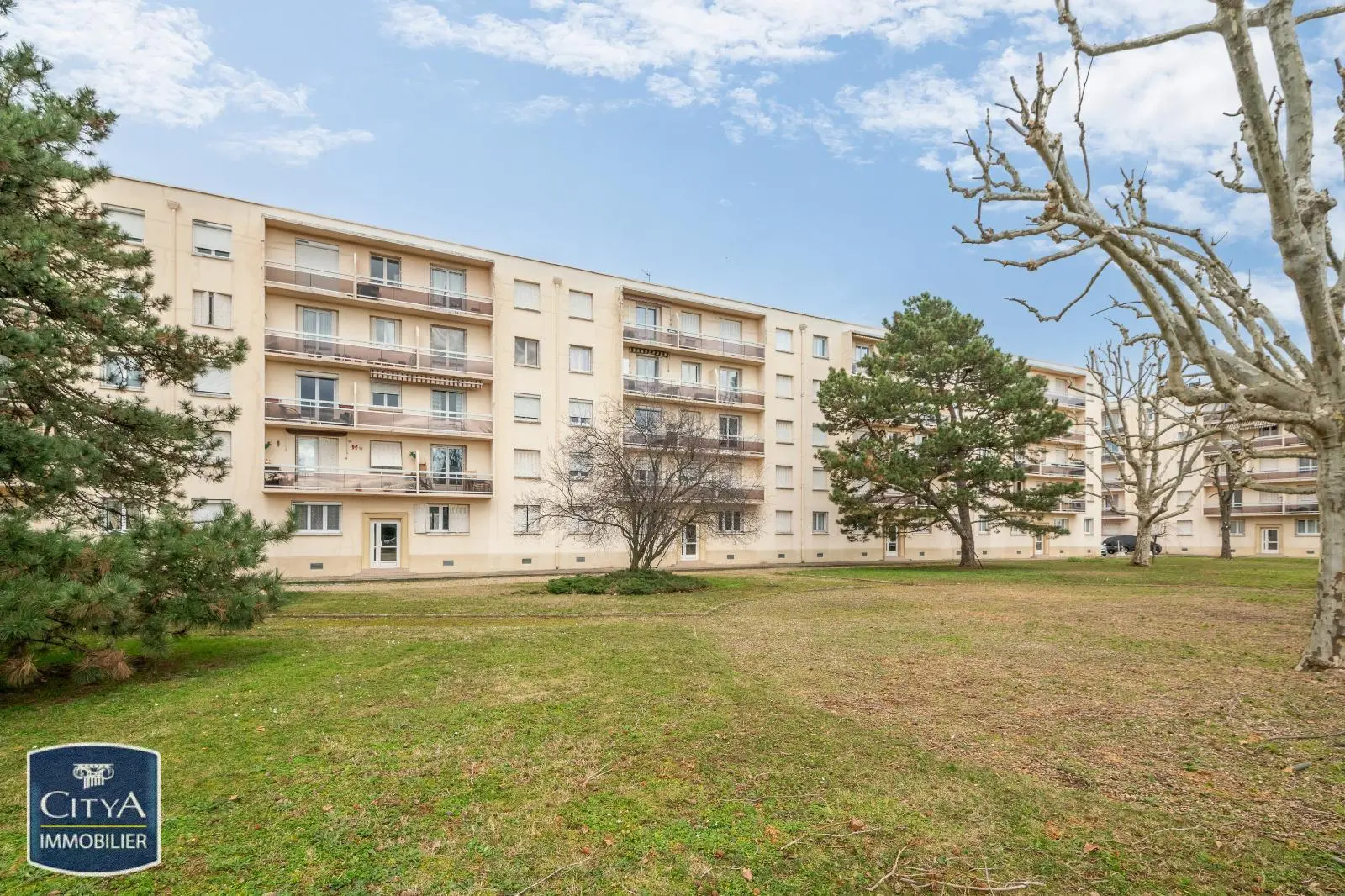 Photo 1 Appartement 3 pièces 53.59m²