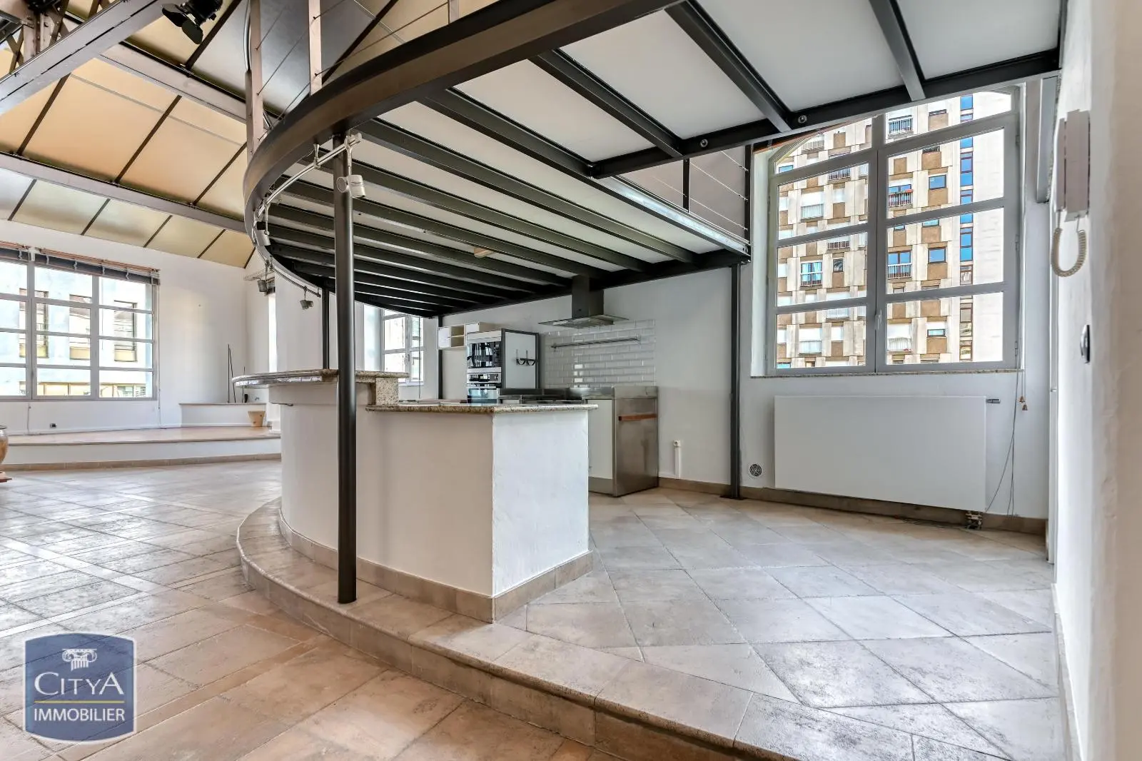 Photo 6 Appartement 5 pièces 218.74m²