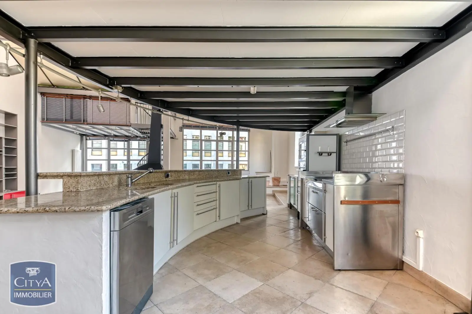 Photo 7 Appartement 5 pièces 218.74m²