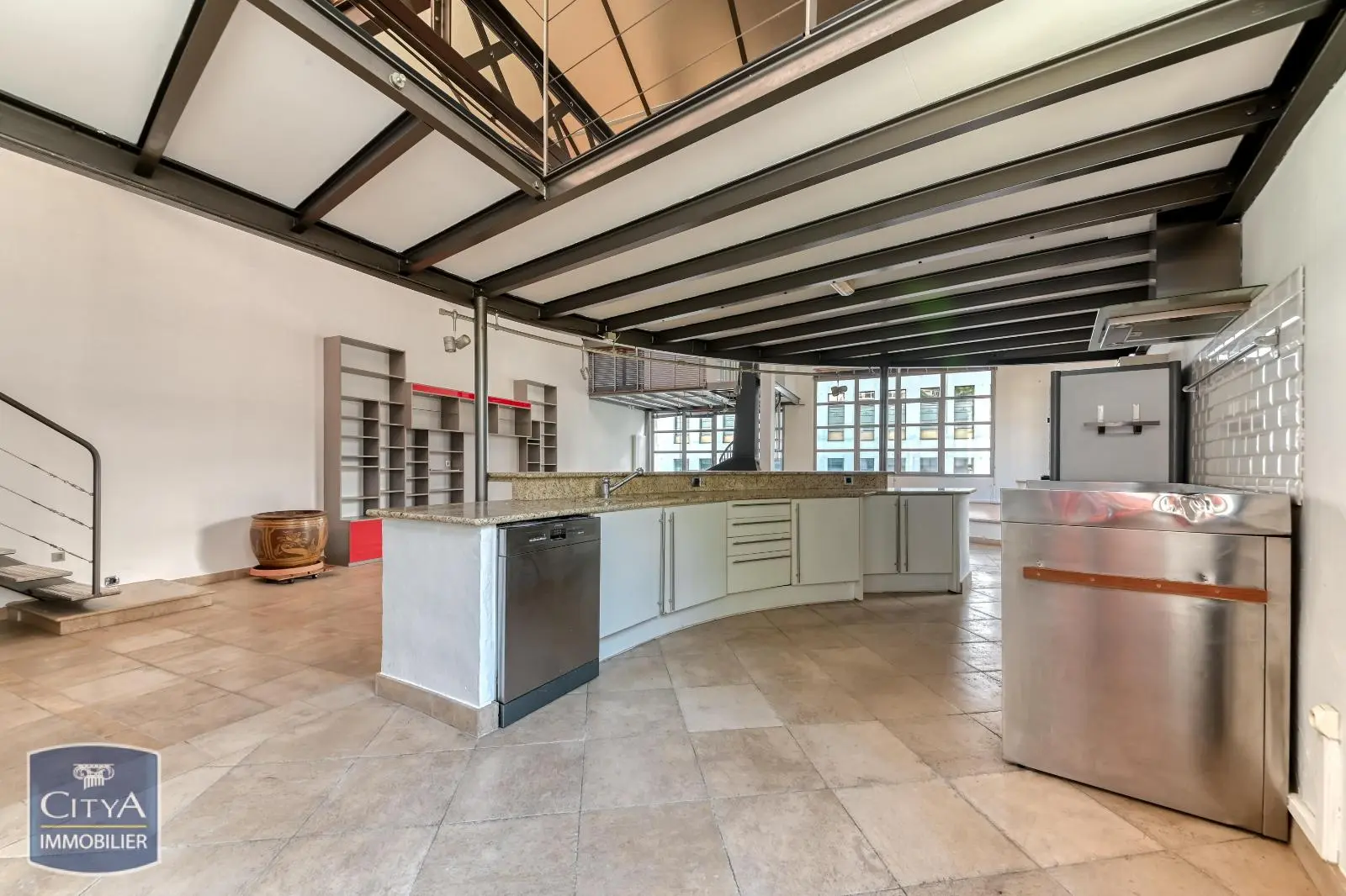 Photo 8 Appartement 5 pièces 218.74m²