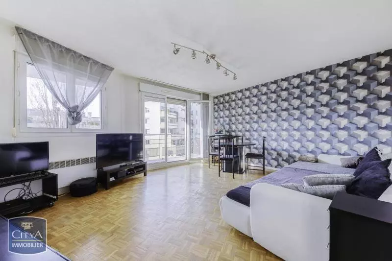 Illustration pour Appartement 3 pièces 70m² Photo Appartement 3 pièces 70m²