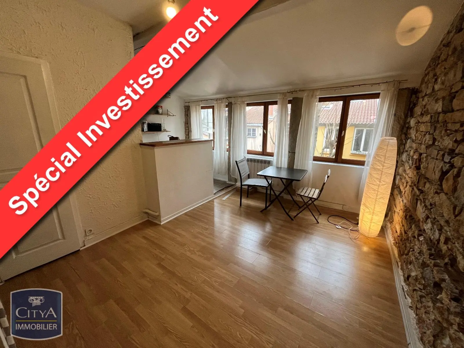 Photo 1 Appartement 1 pièce 32.93m²