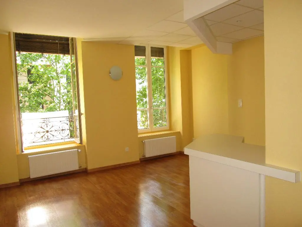 Photo 1 Appartement 4 pièces 74.33m²