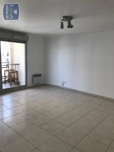 Photo 2 Appartement 2 pièces 56.32m²