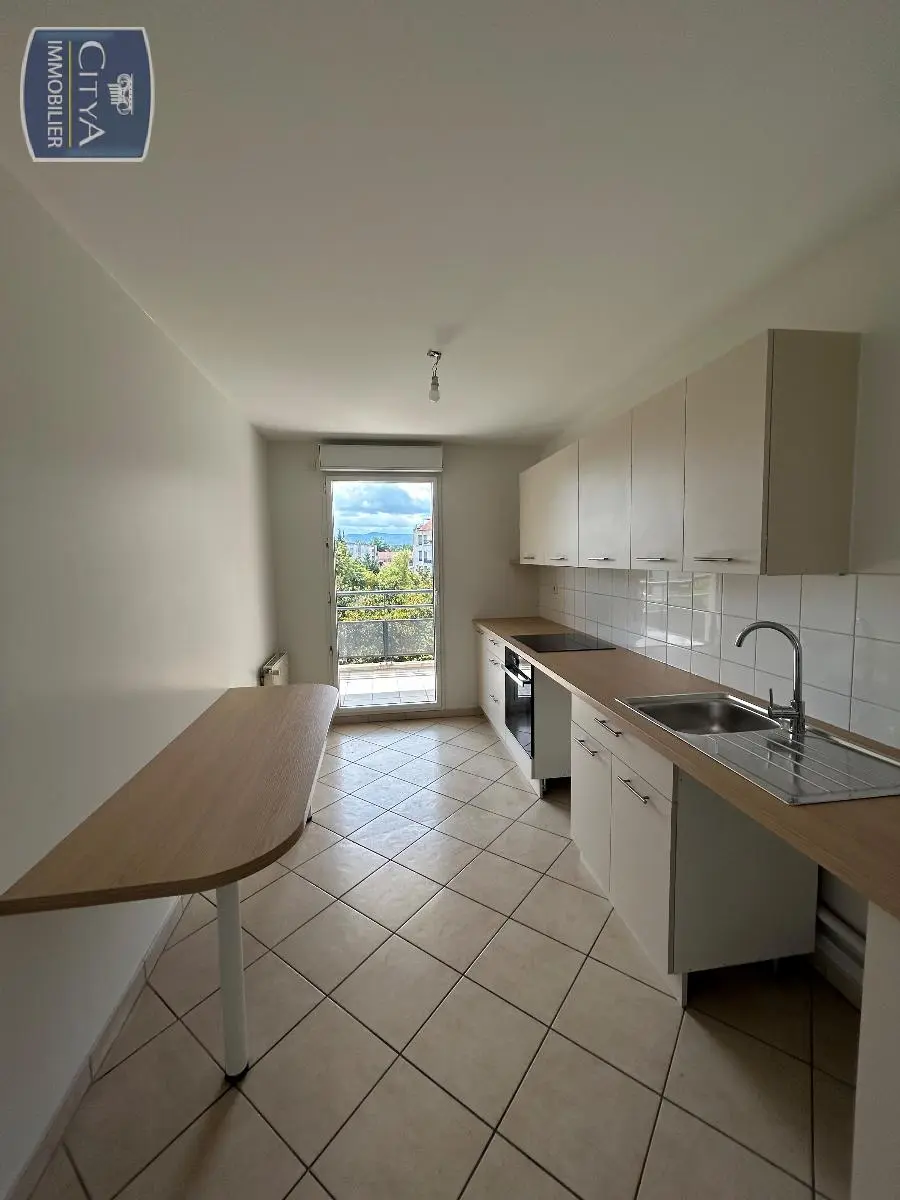 Photo 2 Appartement 4 pièces 91.92m²