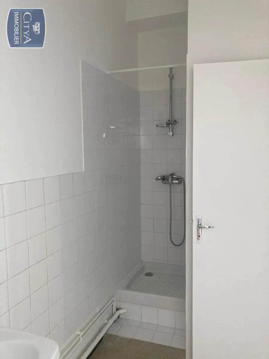 Photo 3 Appartement 1 pièce 28.19m²