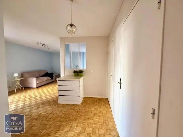 Photo 1 Appartement 1 pièce 36m²