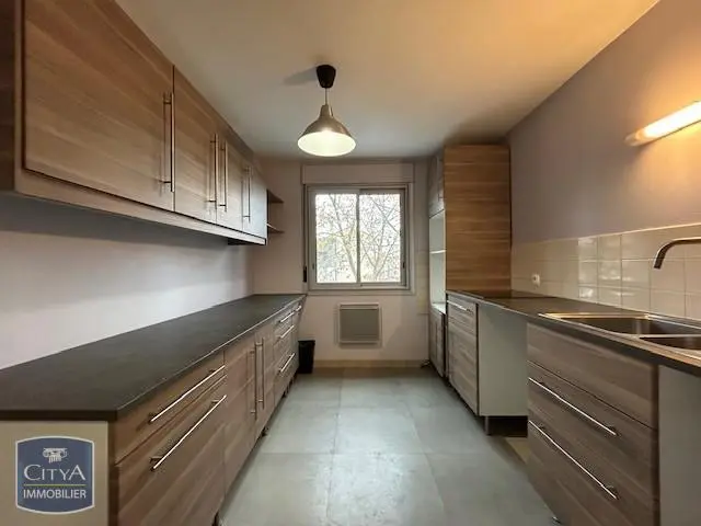 Photo 1 Appartement 5 pièces 108.24m²