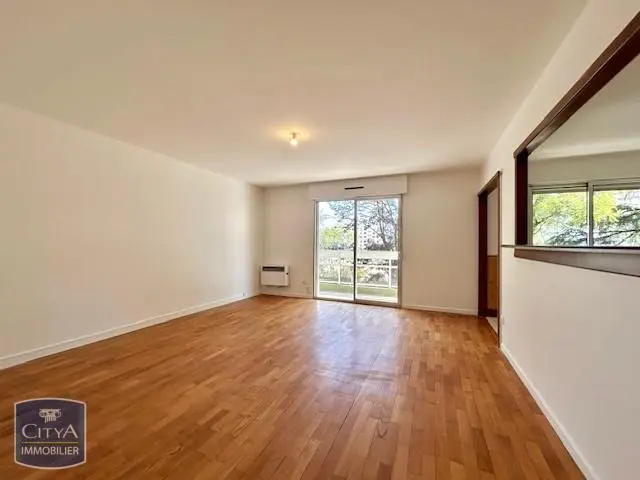 Photo 2 Appartement 4 pièces 97.6m²