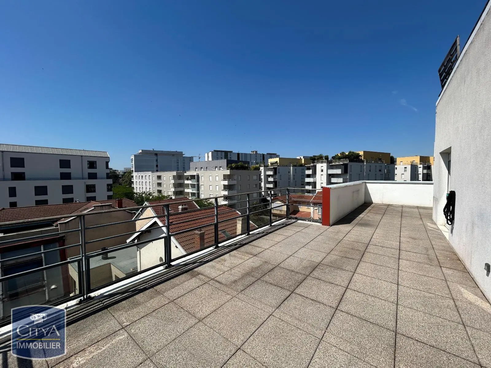 Photo 1 Appartement 5 pièces 113.3m²