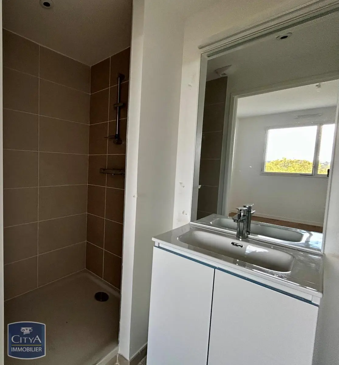 Photo 10 Appartement 5 pièces 100.9m²