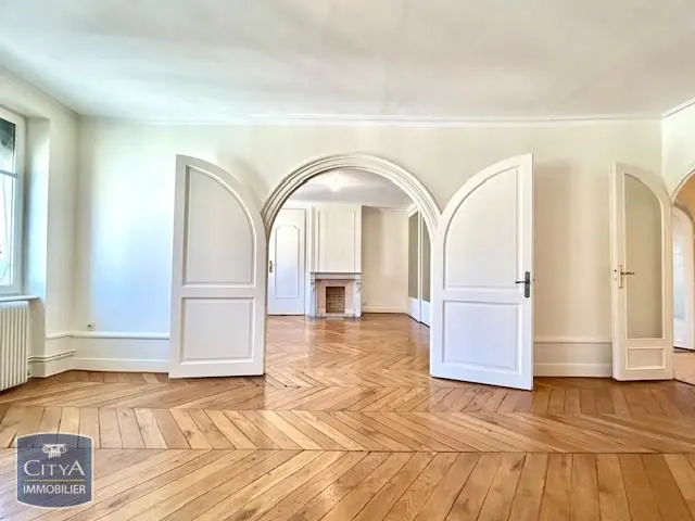 Photo 2 Appartement 3 pièces 109.79m²