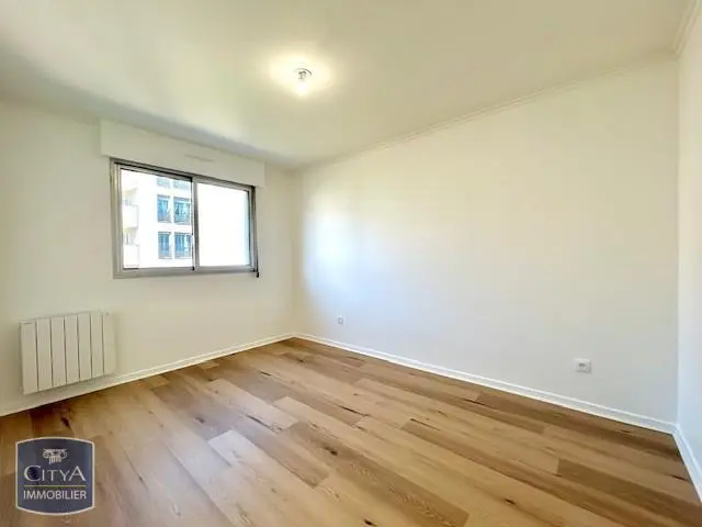 Photo 10 Appartement 4 pièces 97.6m²