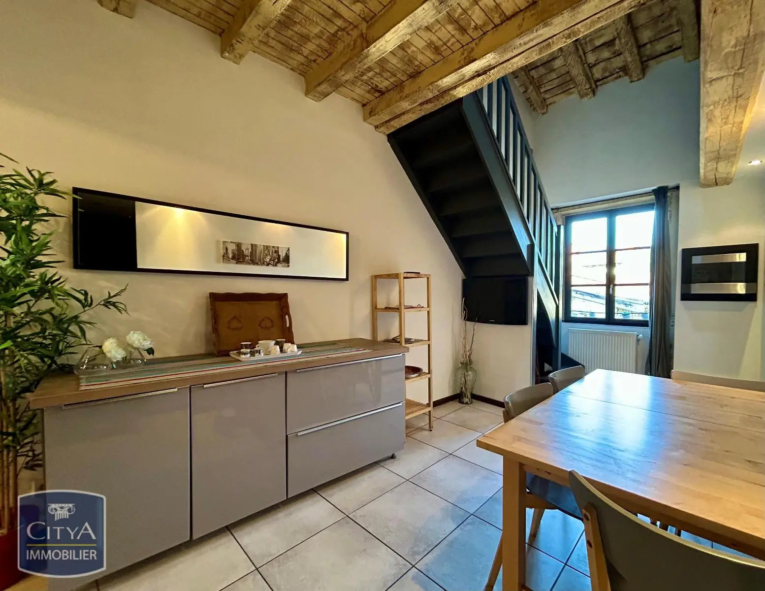 Photo 1 Appartement 3 pièces 53.98m²