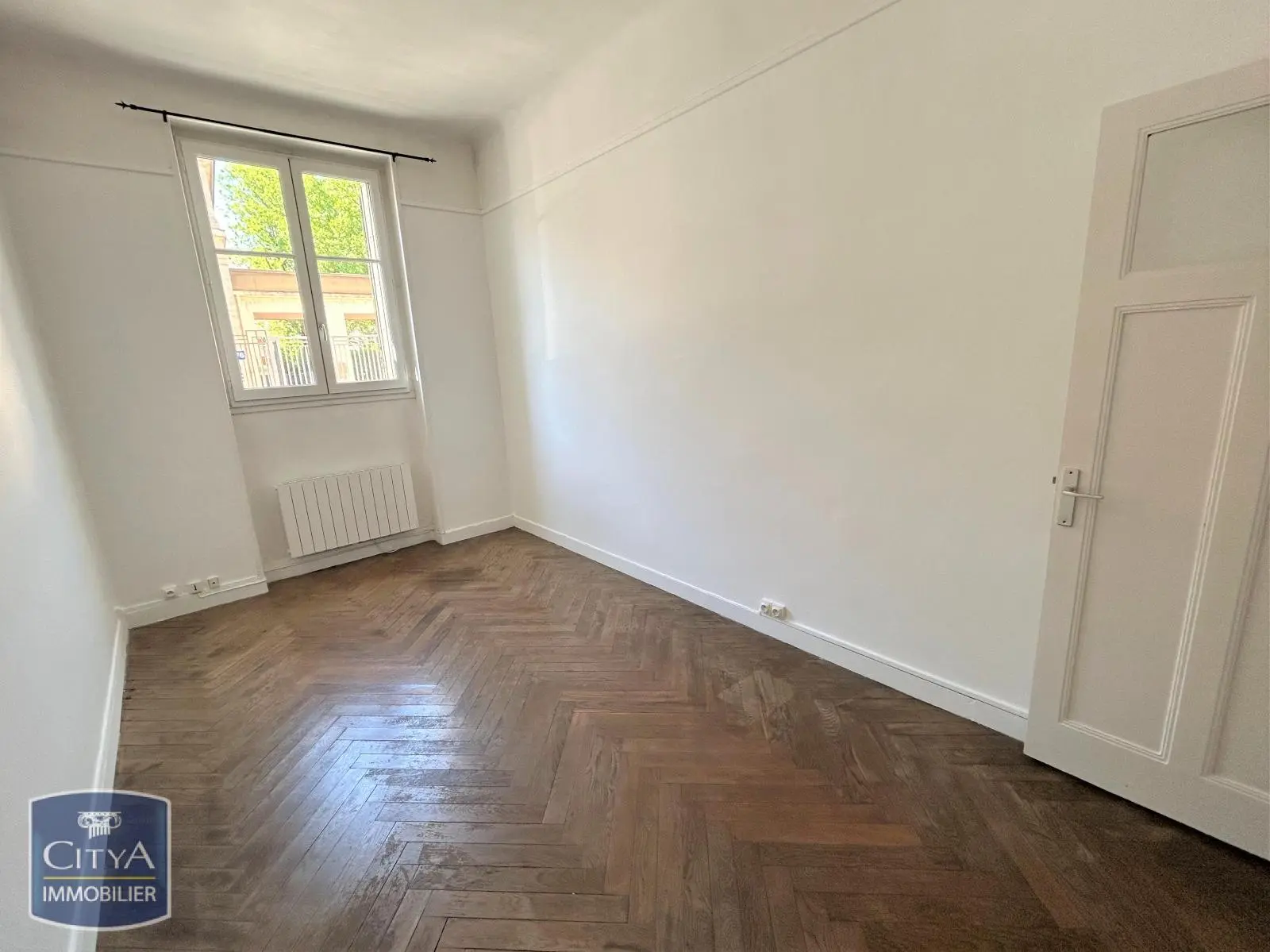 Photo 2 Appartement 1 pièce 34.34m²