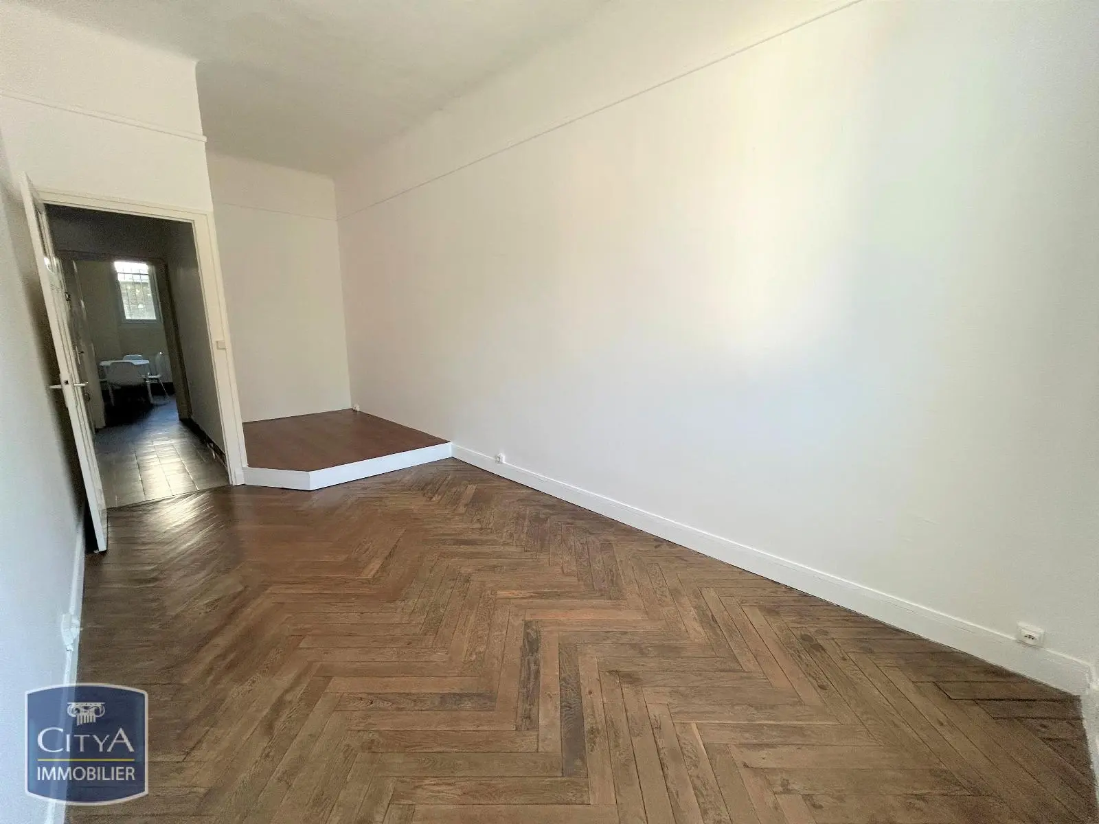 Photo 1 Appartement 1 pièce 34.34m²