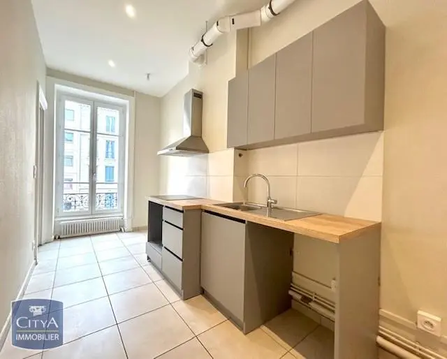 Photo 7 Appartement 6 pièces 139.58m²