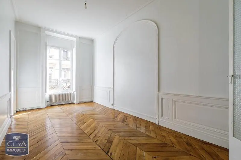 Photo 3 Appartement 4 pièces 155.49m²