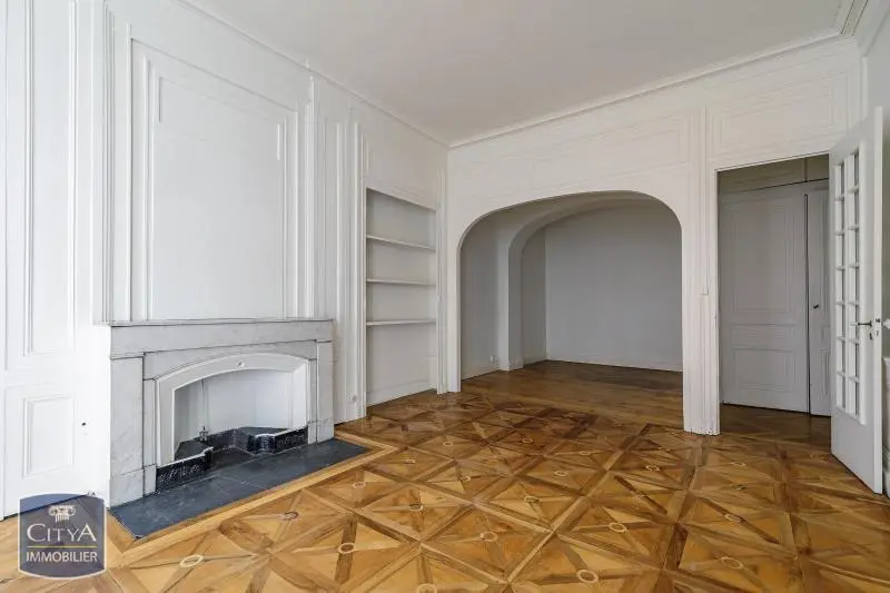 Photo 2 Appartement 4 pièces 155.49m²