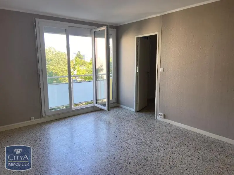 Photo 1 Appartement 4 pièces 65.1m²