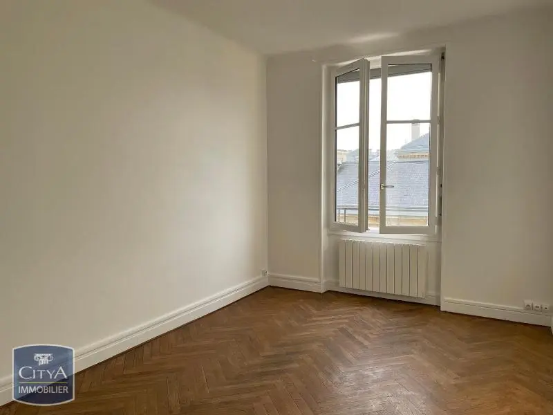 Photo 1 Appartement 2 pièces 56.76m²