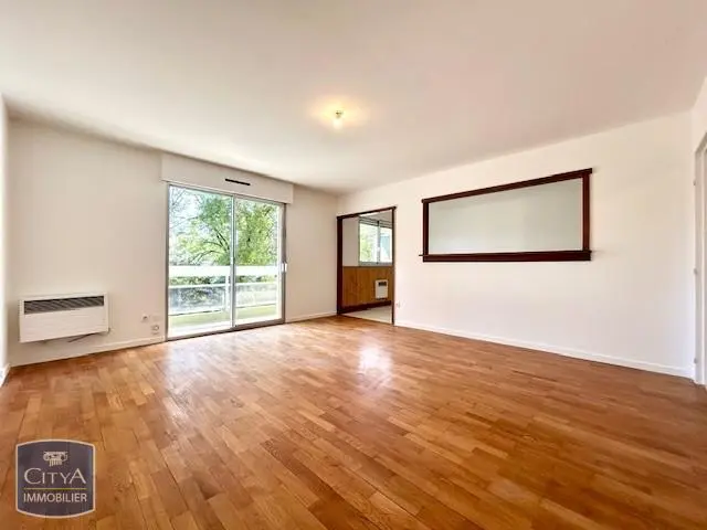 Photo 1 Appartement 4 pièces 97.6m²
