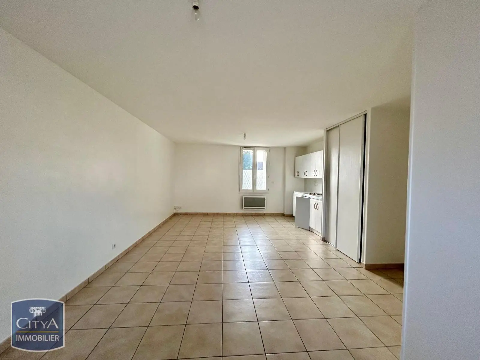 Photo 2 Appartement 1 pièce 39.69m²