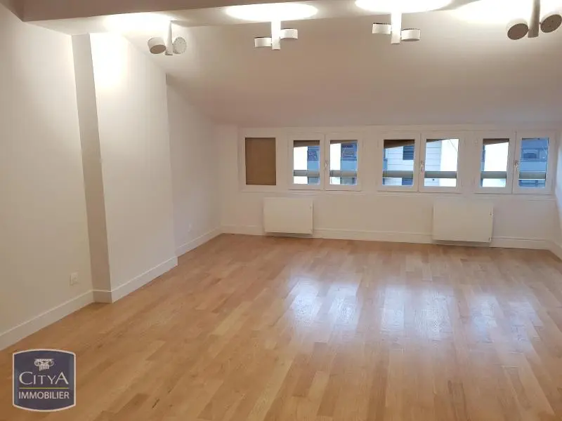 Photo 3 Appartement 4 pièces 77.5m²