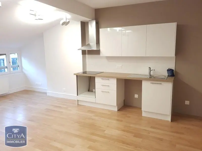 Photo 2 Appartement 4 pièces 77.5m²